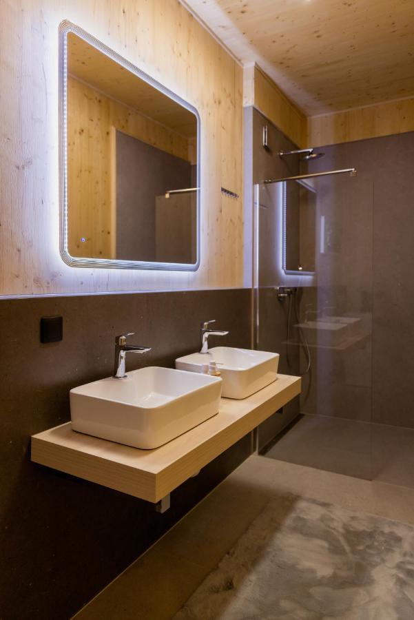 Apartman Pod Demaenovskou Horou 迪马诺卡多林纳 外观 照片